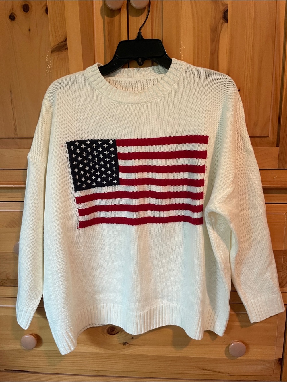 Cream Flag Knit Sweater - Classic American Style